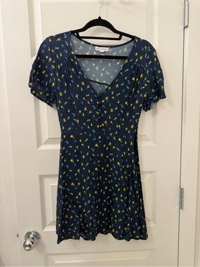 Navy Floral V-Neck Short Sleeve Dress